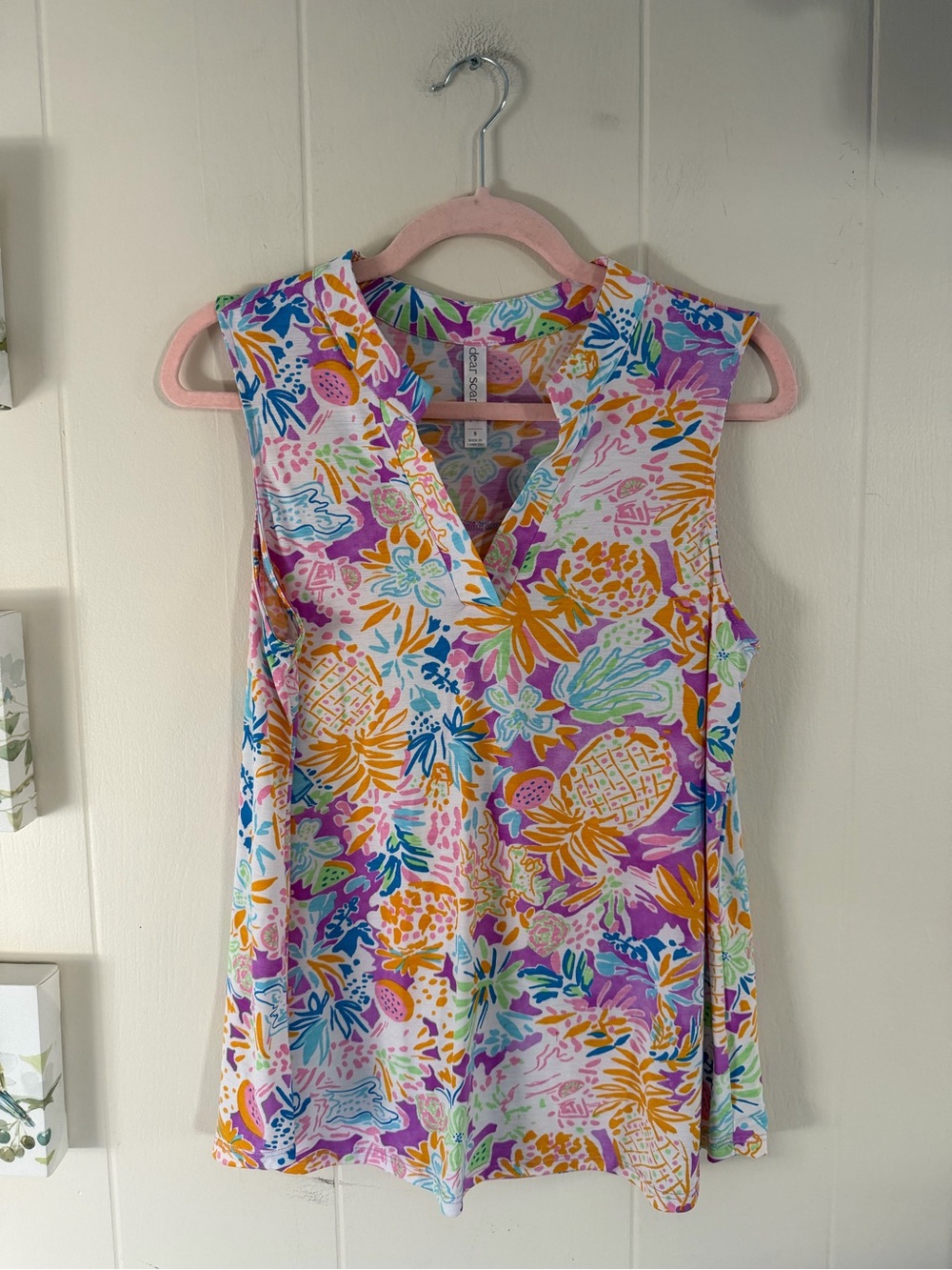 Dear Scarlett Lizzy Top Small Pineapple Tropical Magenta Multi Sleeveless